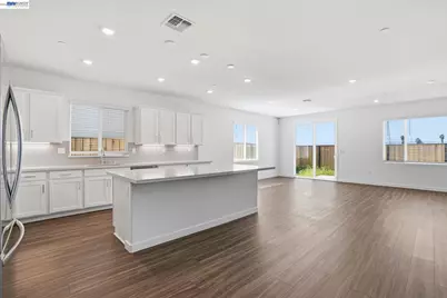 1016 Bluebell Circle, Discovery Bay, CA 94505 - Photo 3