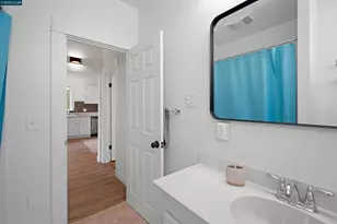 2011 Rosedale Ave, Oakland, CA 94601 - Photo 25