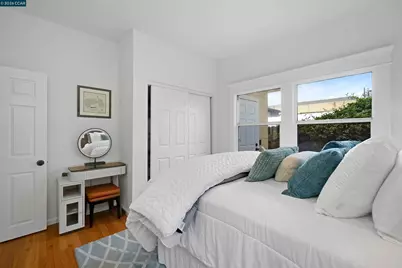 2011 Rosedale Ave, Oakland, CA 94601 - Photo 23