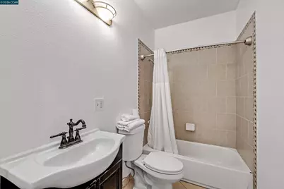 901 Florida Ave, Richmond, CA 94804 - Photo 13