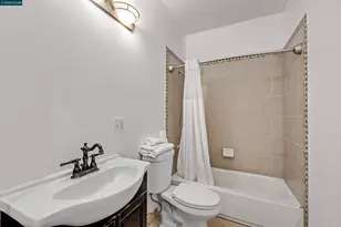 901 Florida Ave, Richmond, CA 94804 - Photo 13
