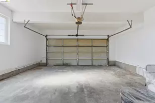 3178 Larchmont Ln, San Pablo, CA 94806 - Photo 41