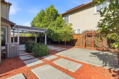 237 Moraga St, Mountain House, CA 95391 - Photo 27