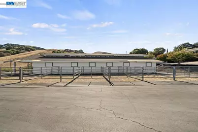 5280 Sheridan Rd, Sunol, CA 94586 - Photo 7
