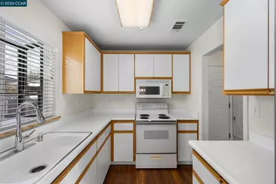 2590 Oak Rd #244, Walnut Creek, CA 94597 - Photo 3