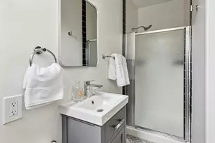 1100 Glencourt Dr, Oakland, CA 94611 - Photo 37