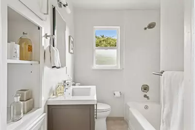 1100 Glencourt Dr, Oakland, CA 94611 - Photo 27