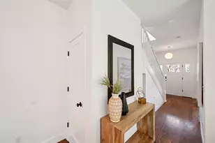 829 51st St, Oakland, CA 94608 - Photo 13