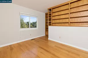 1087 Hillside Dr, Martinez, CA 94553 - Photo 21