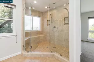 1087 Hillside Dr, Martinez, CA 94553 - Photo 19