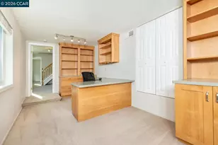 1087 Hillside Dr, Martinez, CA 94553 - Photo 27