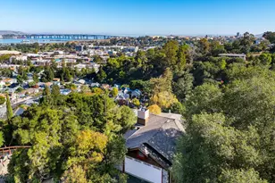 1087 Hillside Dr, Martinez, CA 94553 - Photo 31