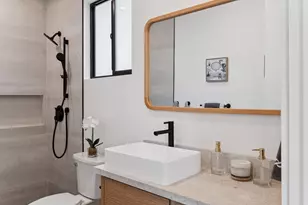 975 55th St, Oakland, CA 94608 - Photo 33