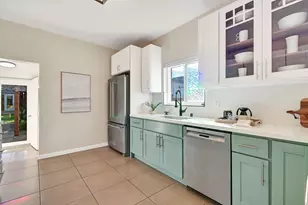 735 Apgar St, Oakland, CA 94609 - Photo 11