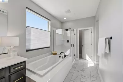 2965 Hazel Gaze St, Sacramento, CA 95833 - Photo 35