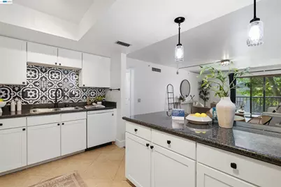 500 N St #205, Sacramento, CA 95814 - Photo 7