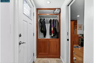 7333 Sunkist Dr, Oakland, CA 94605 - Photo 43