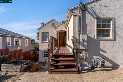 7333 Sunkist Dr, Oakland, CA 94605 - Photo 5