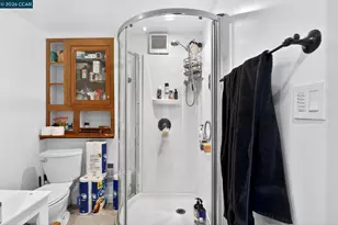 7333 Sunkist Dr, Oakland, CA 94605 - Photo 51