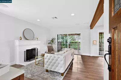 7333 Sunkist Dr, Oakland, CA 94605 - Photo 7