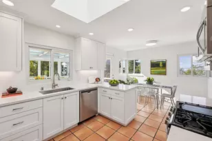 6254 Girvin Dr, Oakland, CA 94611 - Photo 11