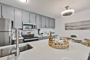 955 Shorepoint Ct, Alameda, CA 94501 - Photo 17