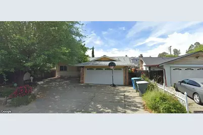 119 Donner Dr, Vacaville, CA 95687 - Photo 1