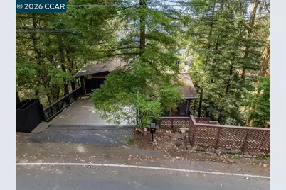 7875 Skyline Blvd, Oakland, CA 94611 - Photo 51