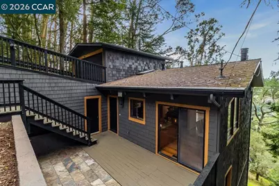 7875 Skyline Blvd, Oakland, CA 94611 - Photo 1