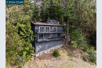 7875 Skyline Blvd, Oakland, CA 94611 - Photo 43