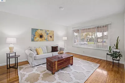 6364 Honeysuckle Dr, Newark, CA 94560 - Photo 7