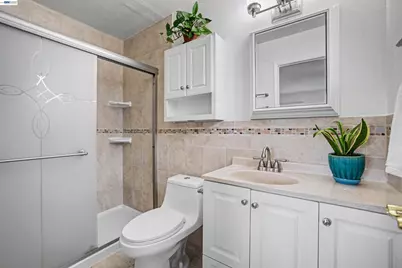 6364 Honeysuckle Dr, Newark, CA 94560 - Photo 19