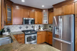 4125 Kuhnle Ave, Oakland, CA 94605 - Photo 11