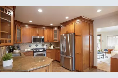 4125 Kuhnle Ave, Oakland, CA 94605 - Photo 7