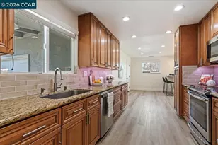 407 Roanoke Dr, Martinez, CA 94553 - Photo 5