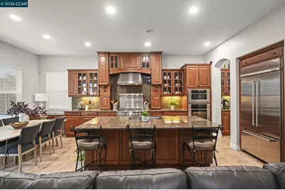 400 Marsanne Ct, Danville, CA 94506 - Photo 11