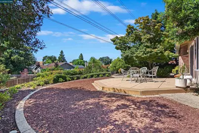 1417 Stonehedge Dr, Pleasant Hill, CA 94523 - Photo 25