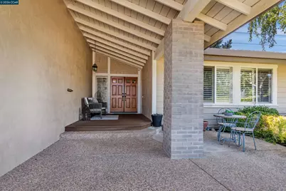 1417 Stonehedge Dr, Pleasant Hill, CA 94523 - Photo 5