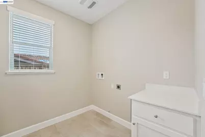 1301 Sunningdale Lane, Fairfield, CA 94533 - Photo 15