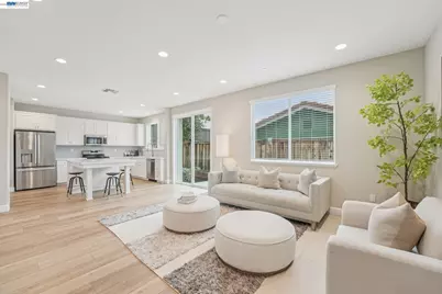 1301 Sunningdale Lane, Fairfield, CA 94533 - Photo 13