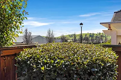 2000 Tempranillo Ln, Brentwood, CA 94513 - Photo 33