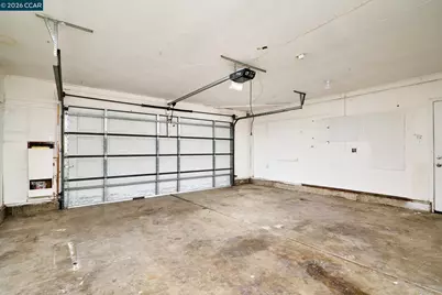 300 College Ave, Vallejo, CA 94589 - Photo 25