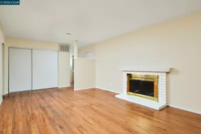 300 College Ave, Vallejo, CA 94589 - Photo 11