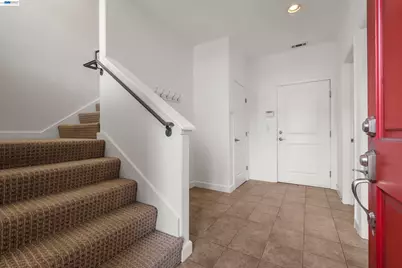 651 Macarthur Blvd, San Leandro, CA 94577 - Photo 9