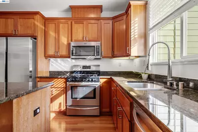 651 Macarthur Blvd, San Leandro, CA 94577 - Photo 19