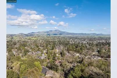 300 Oak View Ter, Danville, CA 94526 - Photo 3