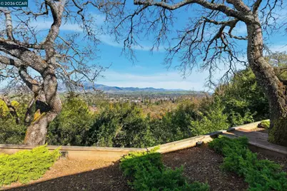 300 Oak View Ter, Danville, CA 94526 - Photo 53