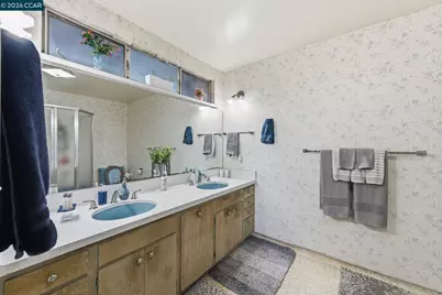 300 Oak View Ter, Danville, CA 94526 - Photo 29