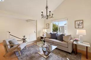 137 Parfait Ln, Alameda, CA 94502 - Photo 9