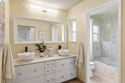 137 Parfait Ln, Alameda, CA 94502 - Photo 31